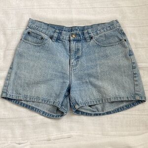 Lee vintage denim shorts.